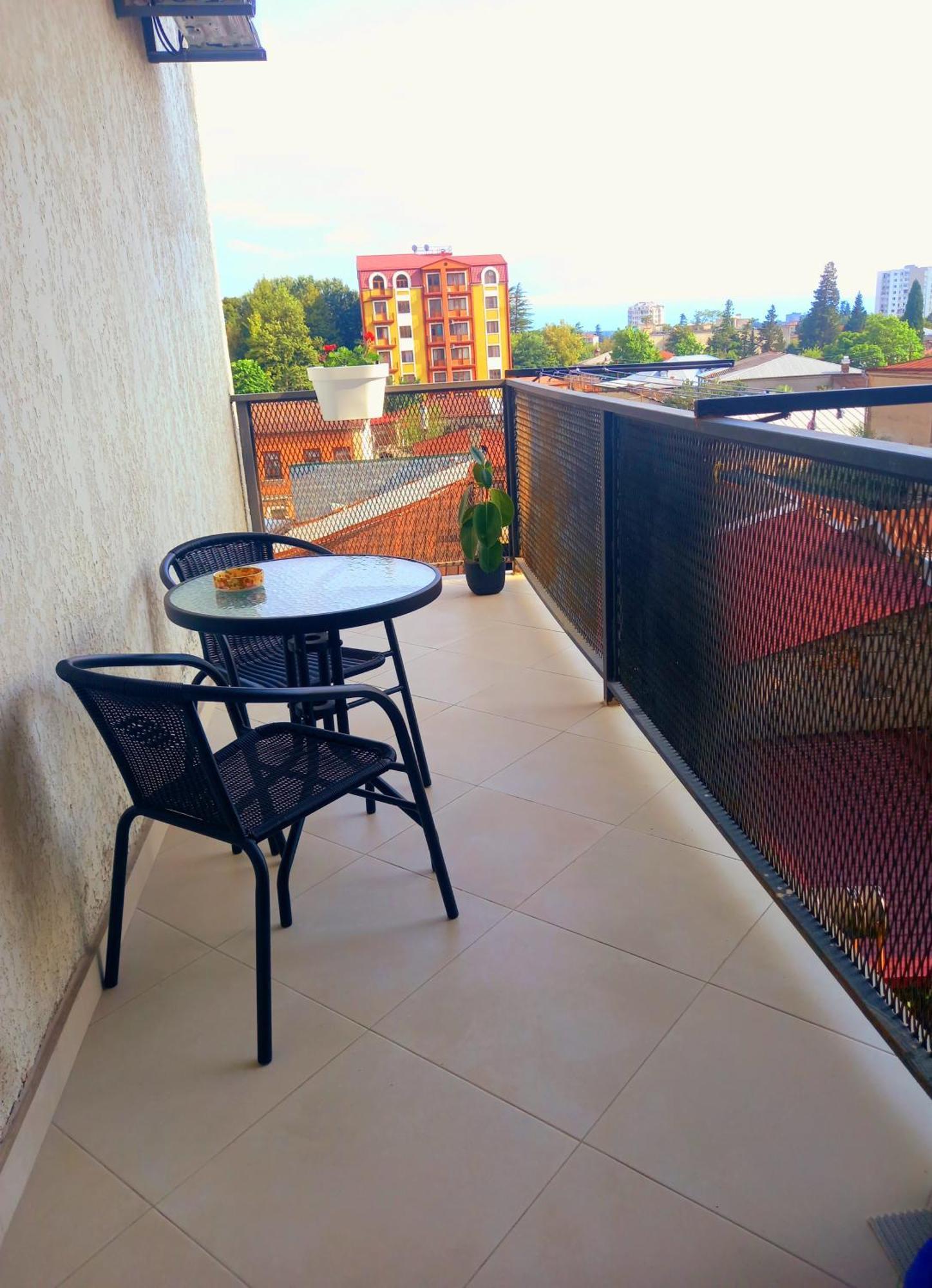 Aura Kutaisi Quarto foto